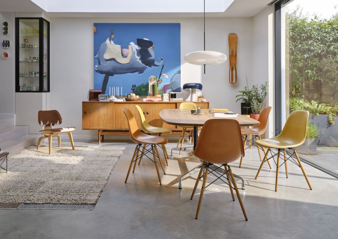 Vitra eames deals chairs
